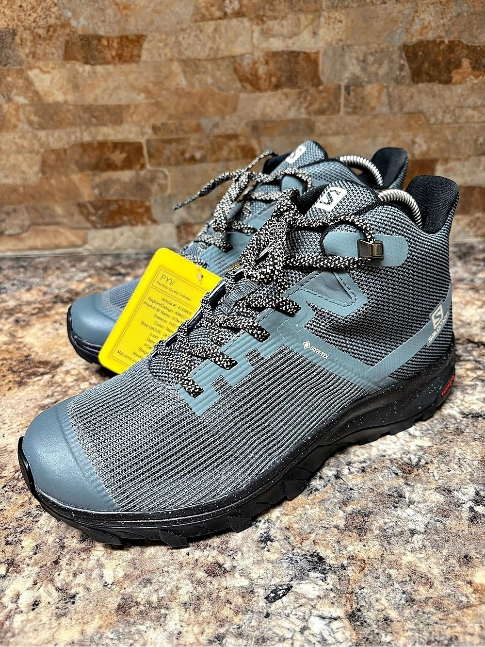 Salomon SAMPLE Outline Prism Mid Cota Grip GTX hiking shoes Size 7